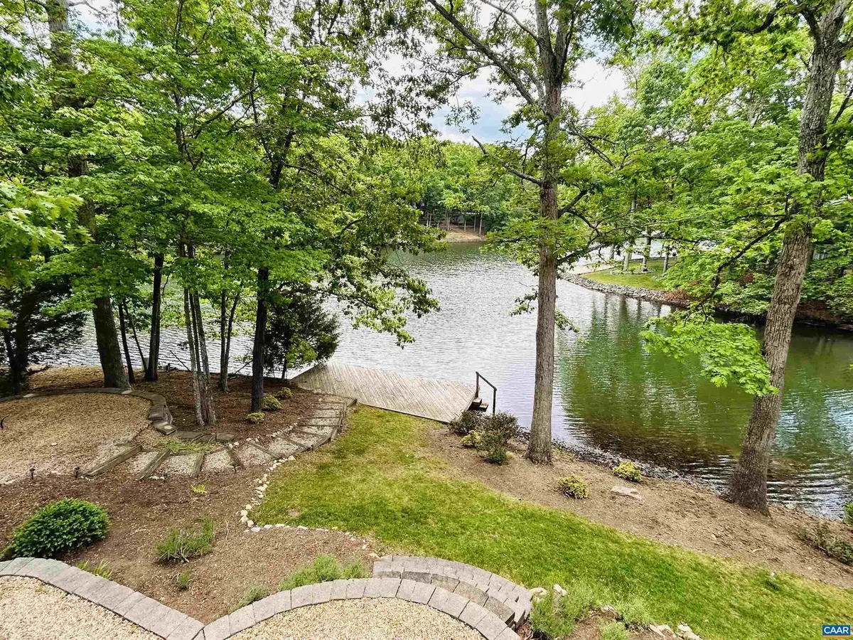 21 Amethyst Rd, Palmyra, VA 22963 - #1