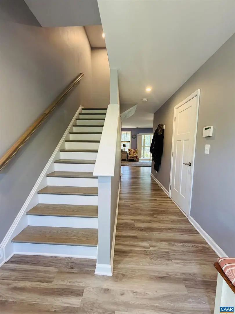 5911 Mccomb St, Crozet, VA 22932 - #2