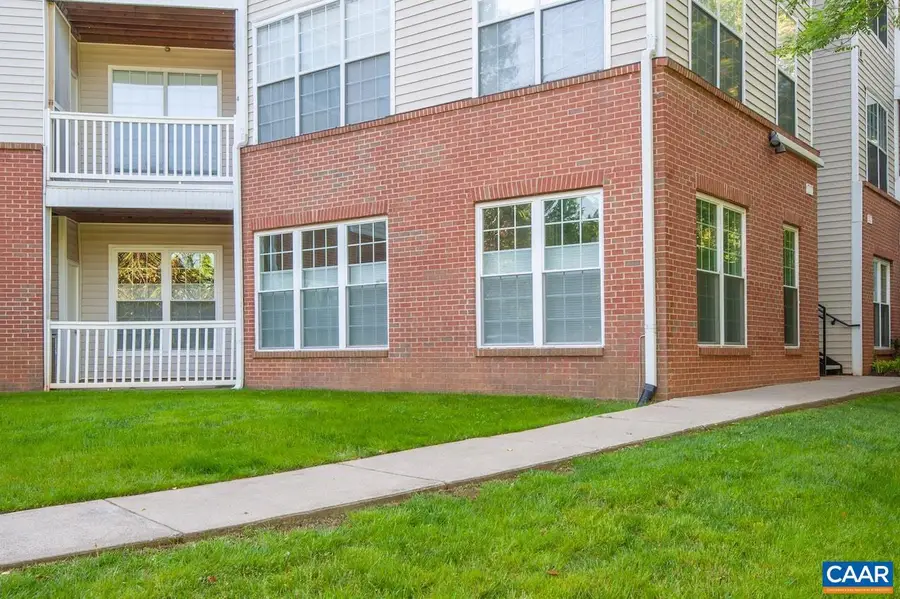 270 Riverbend Dr #1c, Charlottesville, VA 22911 - #2