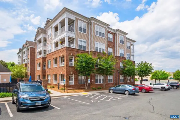 1051 Glenwood Station Ln #304, CHARLOTTESVILLE, VA 22901