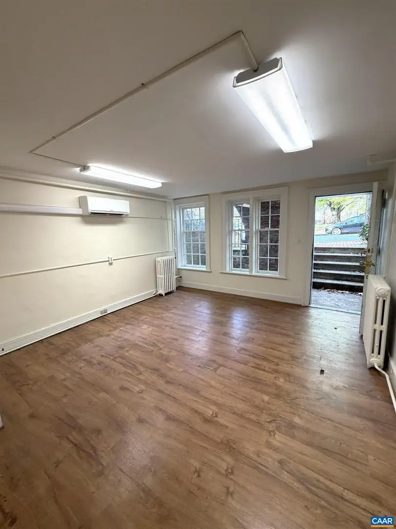 412 E Jefferson St, Charlottesville, VA 22902 - #2
