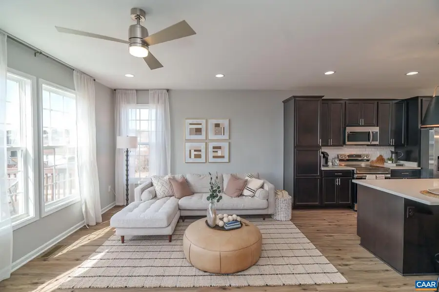 237 Cheshire Ln, Waynesboro, VA 22980 - #3