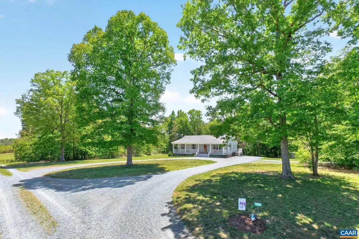 256 Wagner Pl, Palmyra, VA 22963 - #1