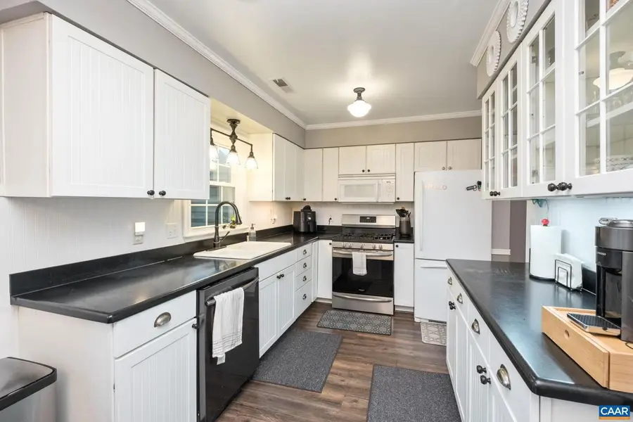 1531 Minor Ridge Ct, Charlottesville, VA 22901 - #3