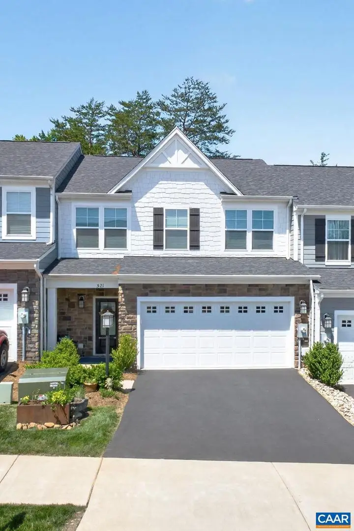 521 Crimson St, Crozet, VA 22932 - #1