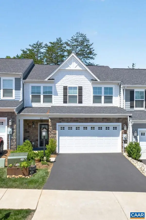 521 Crimson St, CROZET, VA 22932