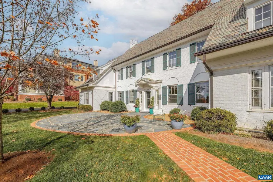 410 White Gables Ln, Charlottesville, VA 22903 - #2