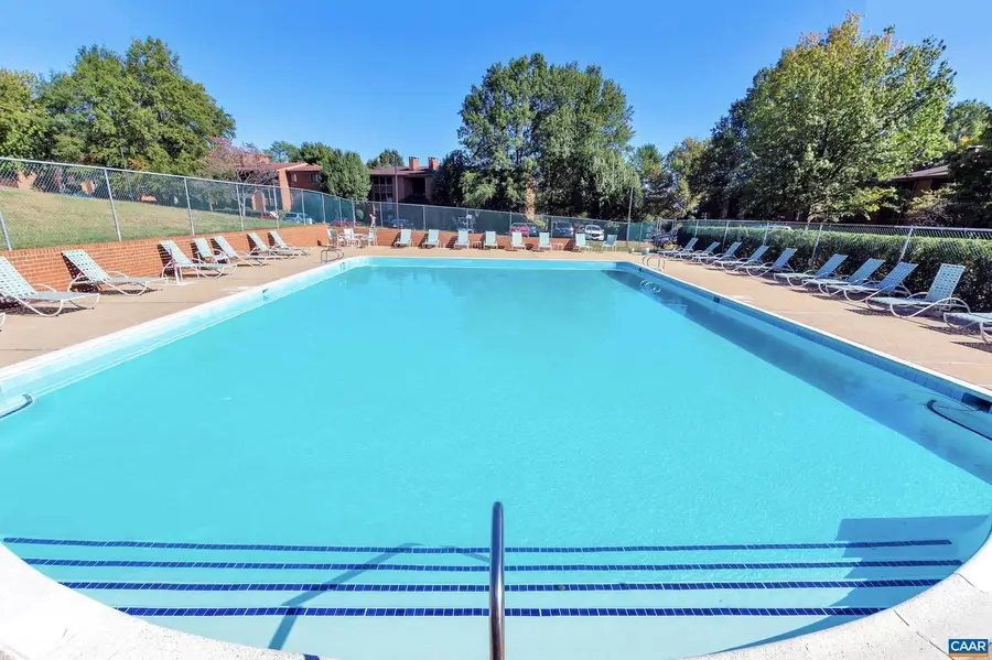114 Turtle Creek Rd #4, Charlottesville, VA 22901 - #2