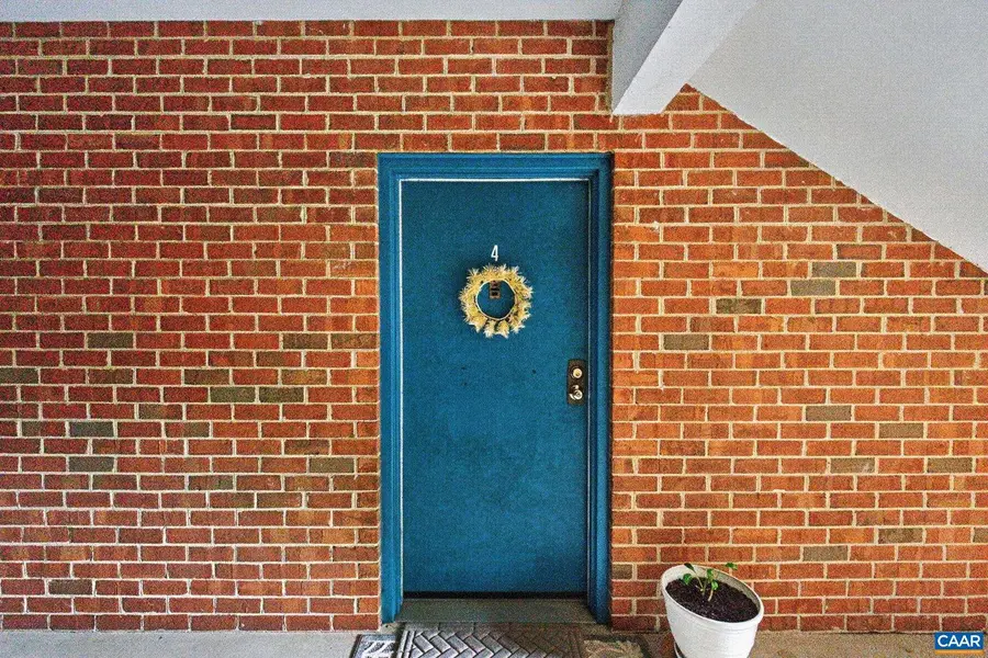 114 Turtle Creek Rd #4, Charlottesville, VA 22901 - #3