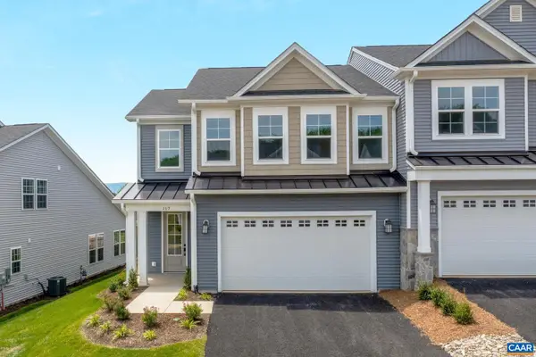 137 Springdale Rd, WAYNESBORO, VA 22980