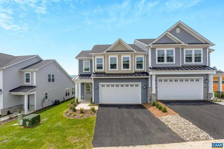 137 Springdale Rd, Waynesboro, VA 22980 - #2