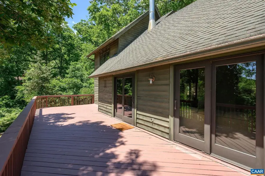 394 Pasturegate Ln, Stanardsville, VA 22973 - #3