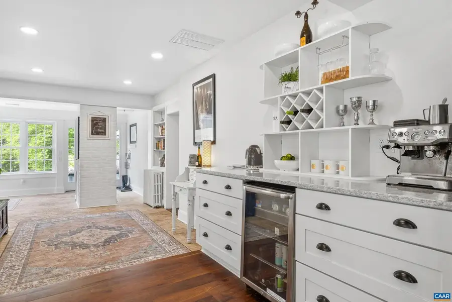 104 Buckingham Cir, Charlottesville, VA 22903 - #3