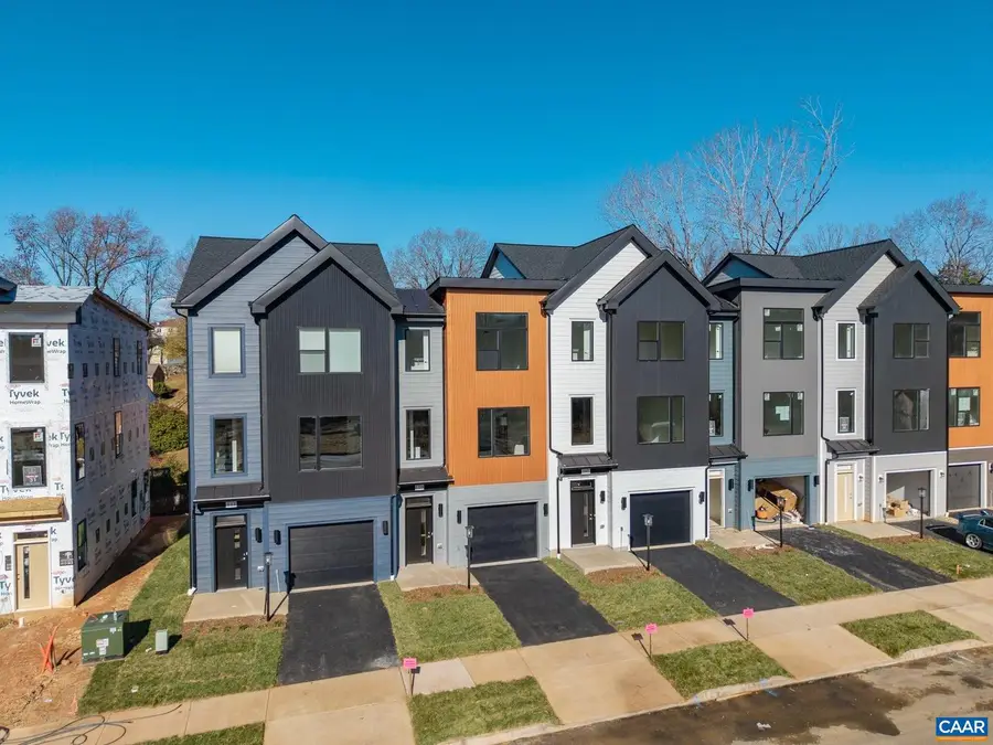 25 Keene Ct, Charlottesville, VA 22903 - #2