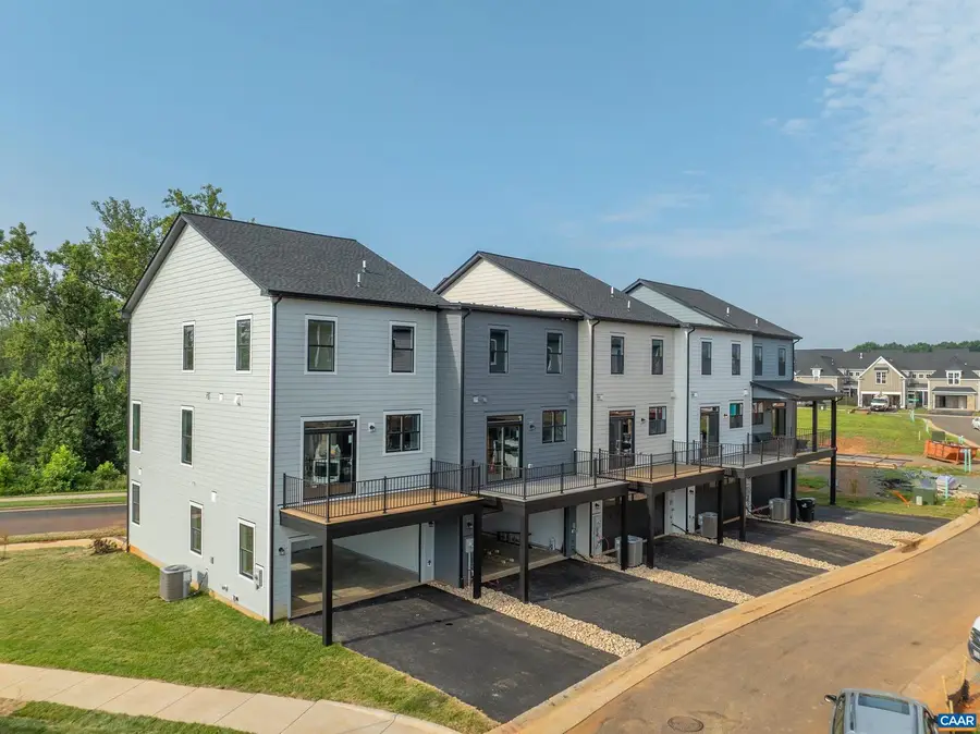 18b Wardell Crest, Charlottesville, VA 22902 - #2