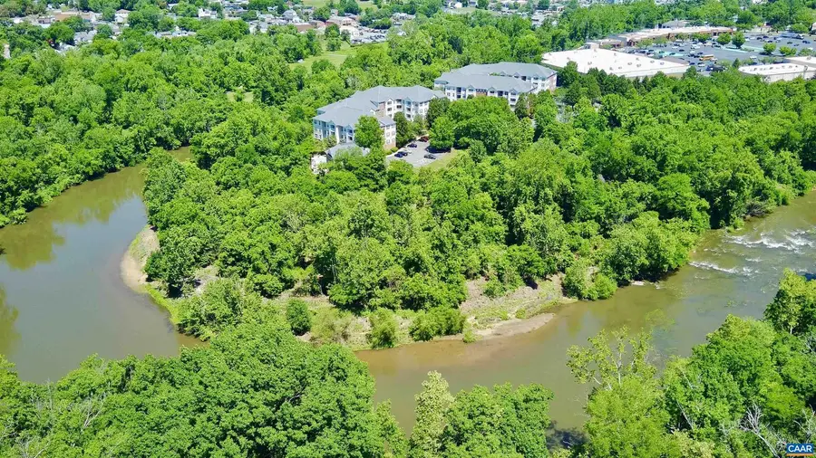 270 Riverbend Dr #1f, Charlottesville, VA 22911 - #3