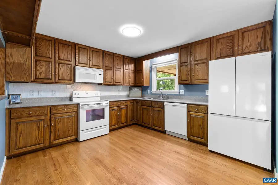 15234 Burnley Rd, Barboursville, VA 22923 - #2