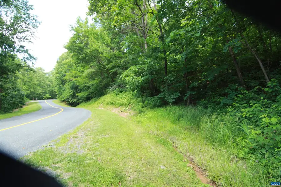 1757 Black Walnut Dr #g54, Nellysford, VA 22958 - #2