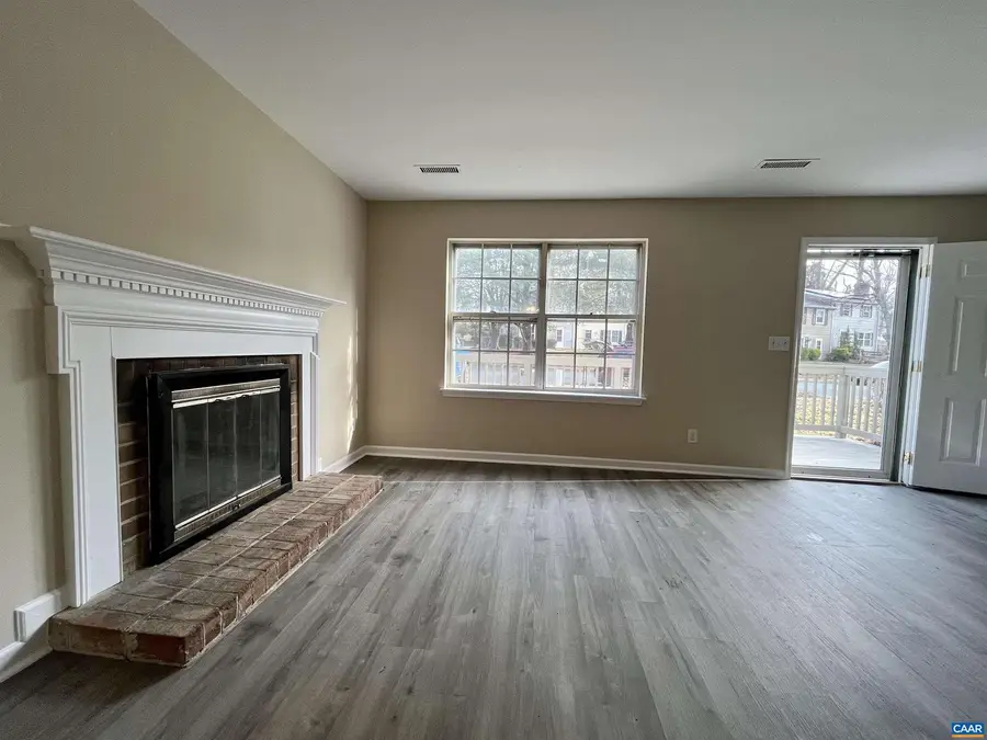930 Rock Creek Rd, Charlottesville, VA 22903 - #2
