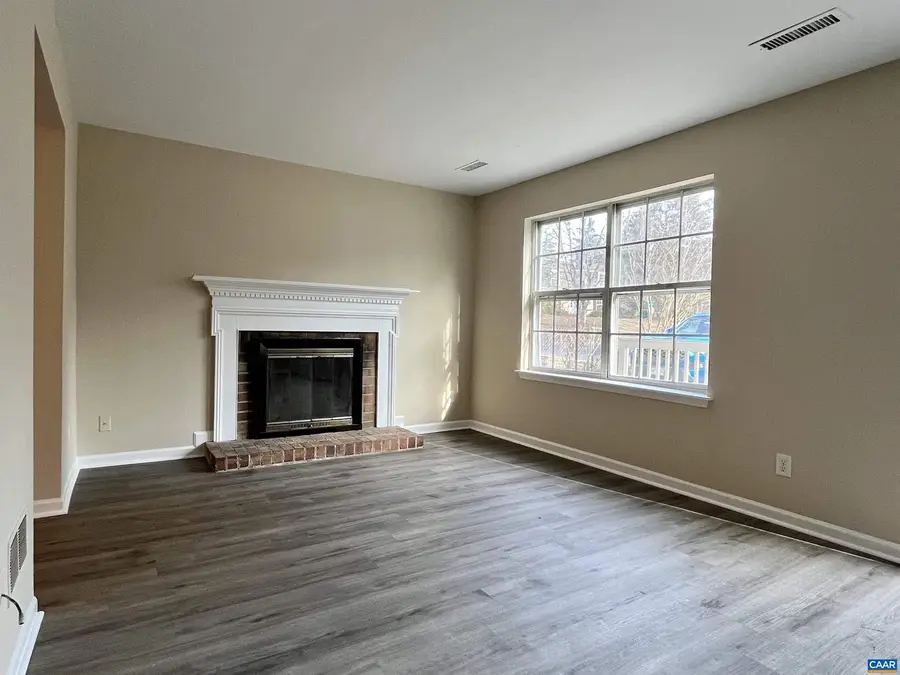 930 Rock Creek Rd, Charlottesville, VA 22903 - #3