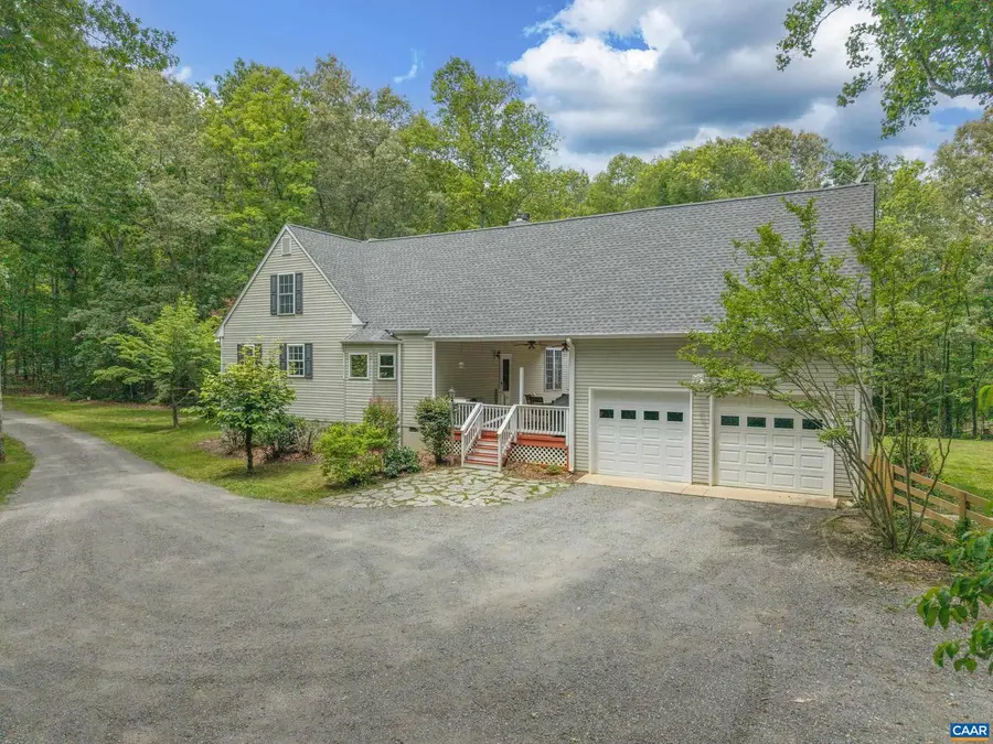 582 Spring Hill Dr, Gordonsville, VA 22942 - #2