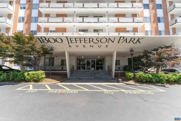 1800 Jefferson Park Ave #206, CHARLOTTESVILLE, VA 22903