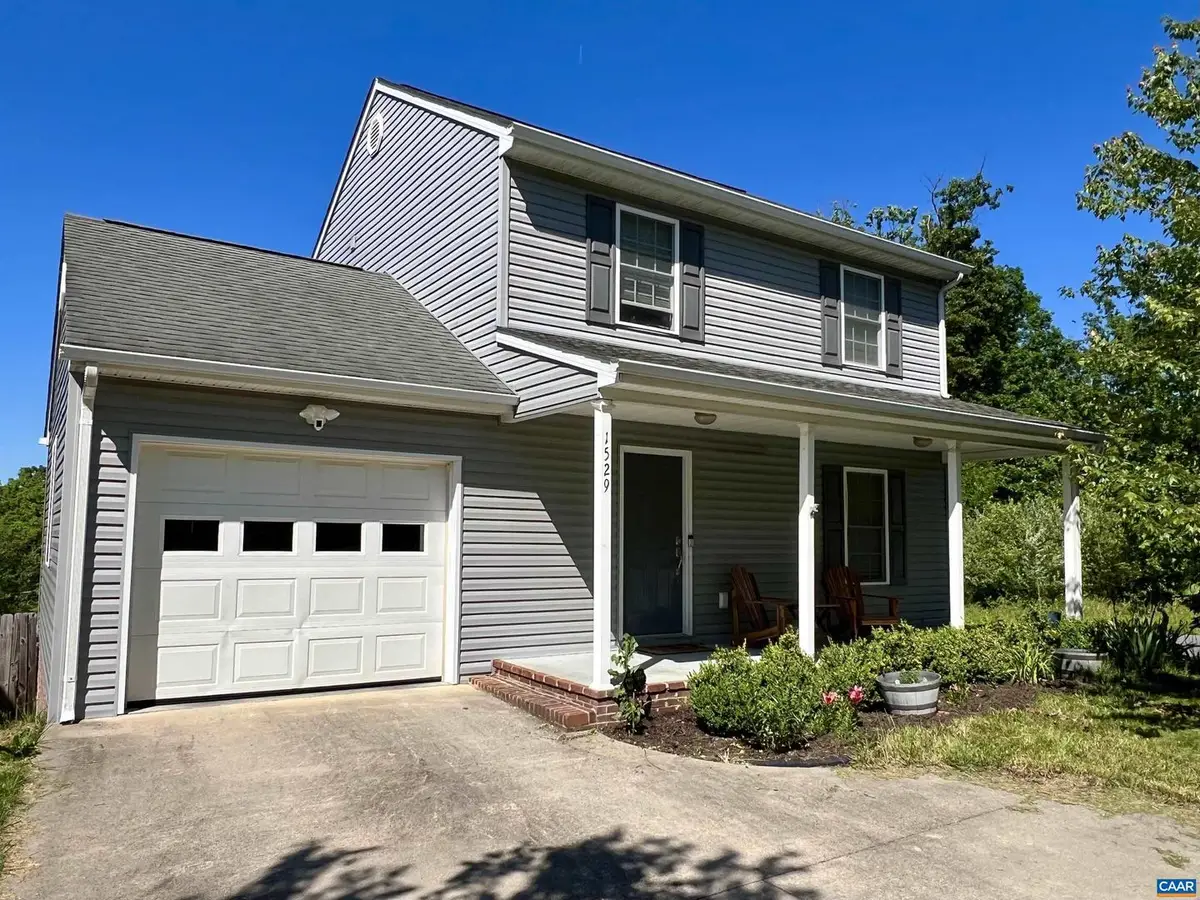 1529 C St, Waynesboro, VA 22980 - #1