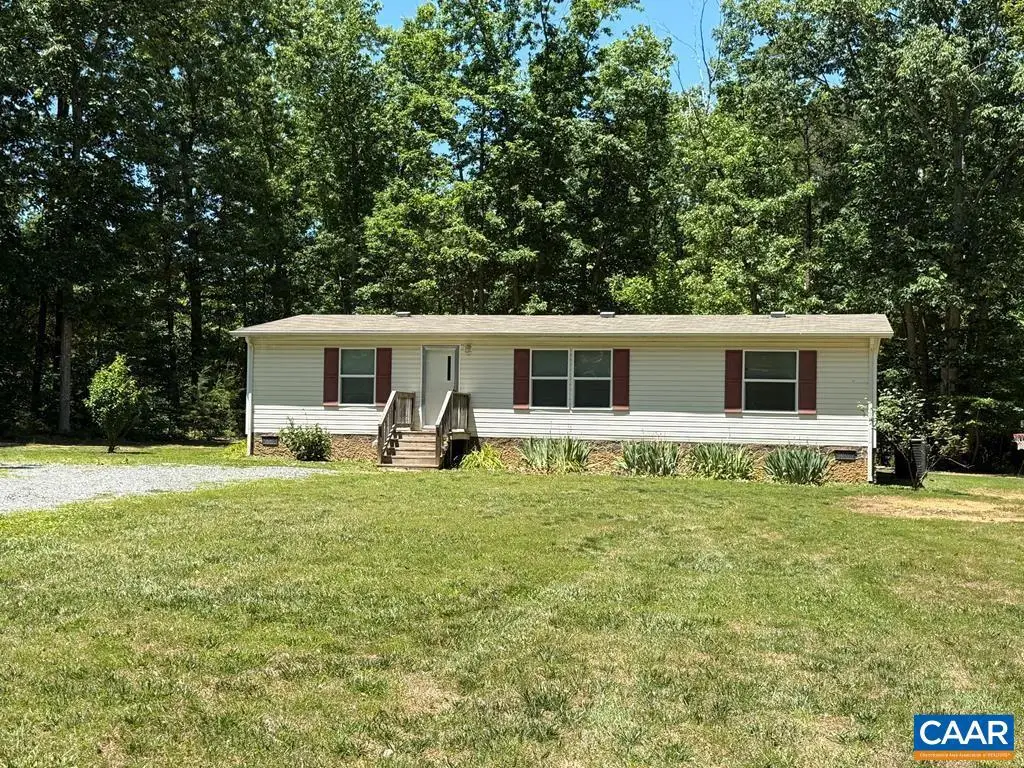 184 Ivy Ave, Howardsville, VA 24562 - #1
