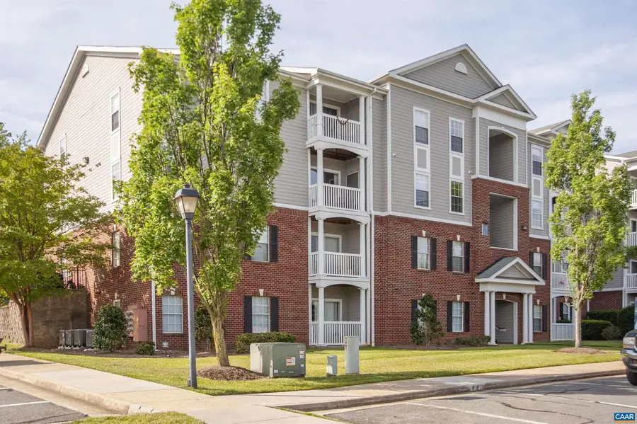 122 Yellowstone Dr #208, Charlottesville, VA 22903 - #3