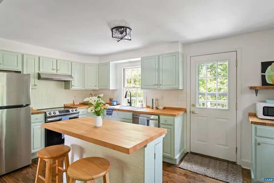 4506 Old Three Notched Rd, Crozet, VA 22932 - #2