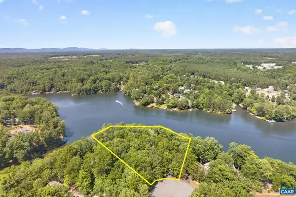42 Cliftwood Rd, PALMYRA, VA 22963