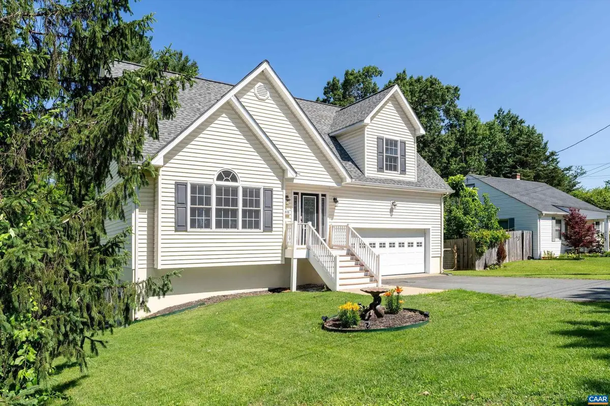 1015 Birdwood Rd, Charlottesville, VA 22903 - #1