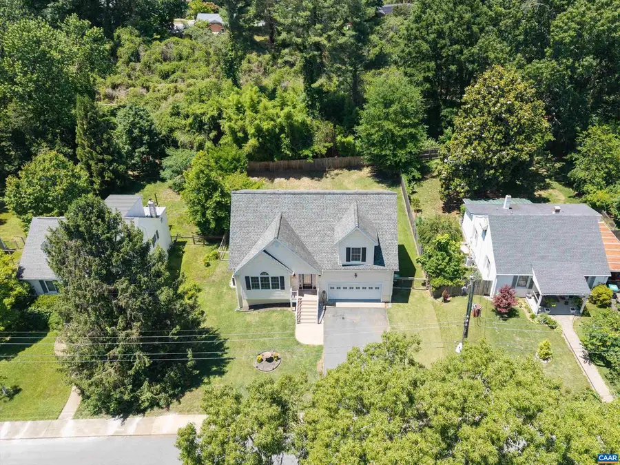 1015 Birdwood Rd, Charlottesville, VA 22903 - #3