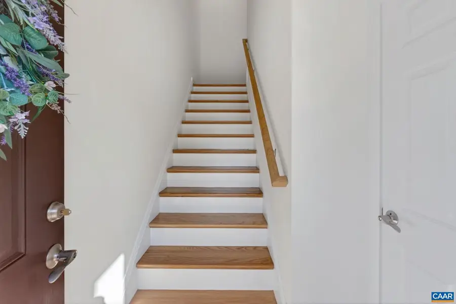 103 Longwood Dr #b, Charlottesville, VA 22903 - #3