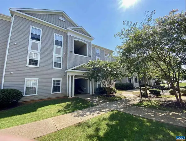 190 Yellowstone Dr #203, CHARLOTTESVILLE, VA 22903