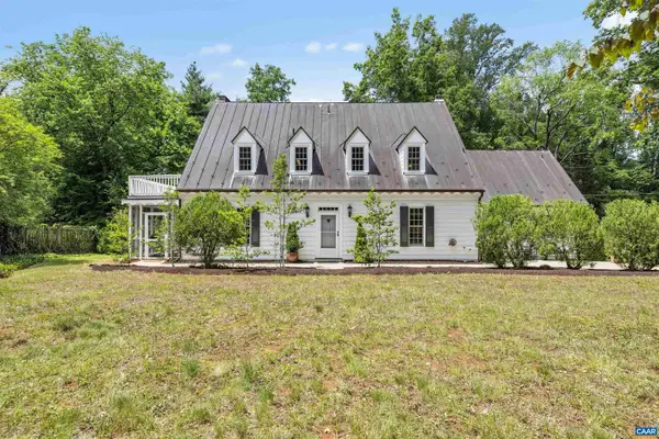 1868 Edgewood Ln, CHARLOTTESVILLE, VA 22903