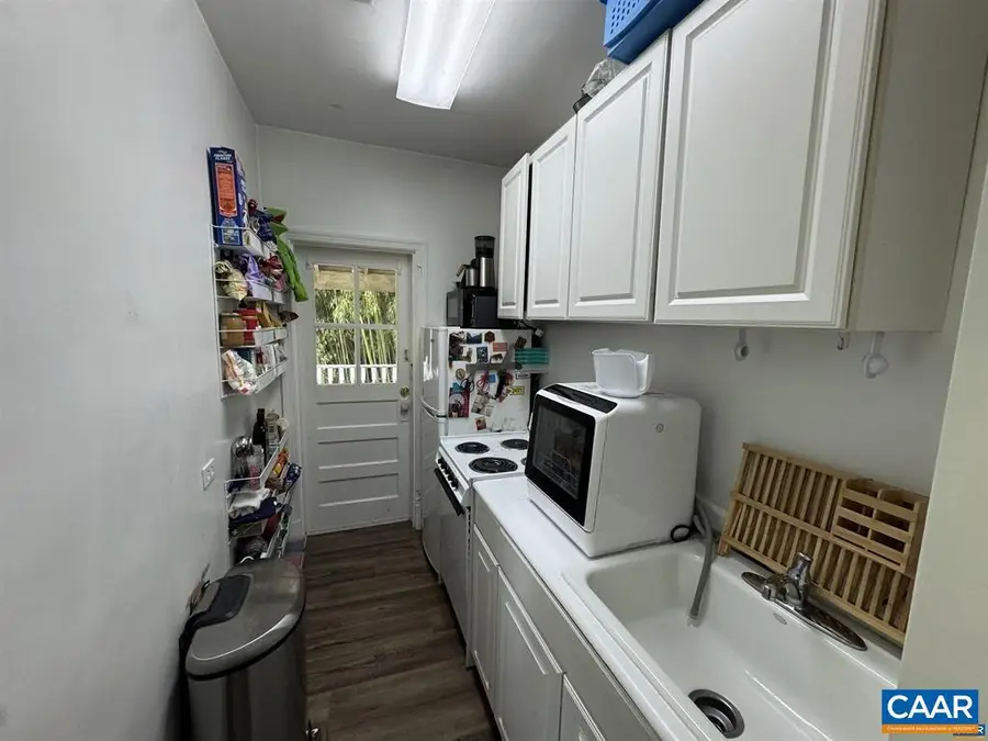 1820 Rugby Pl, Charlottesville, VA 22903 - #3
