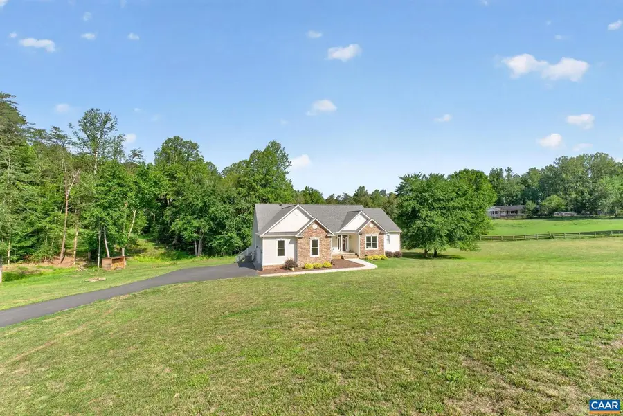 288 Dawsonville Rd, Barboursville, VA 22923 - #3