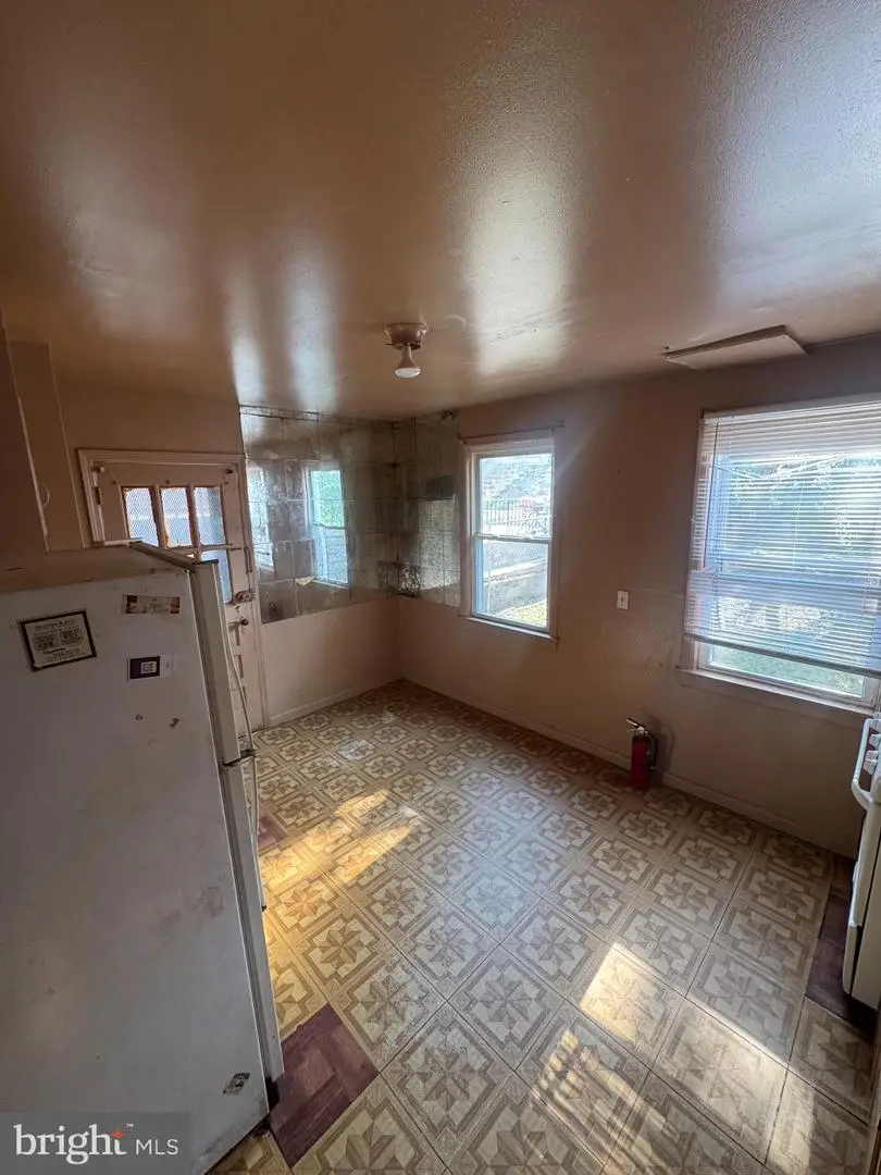815 50th Pl Ne, Washington, DC 20019 - #3