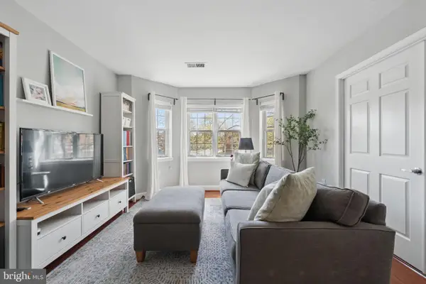 3611 38th St Nw #209, WASHINGTON, DC 20016