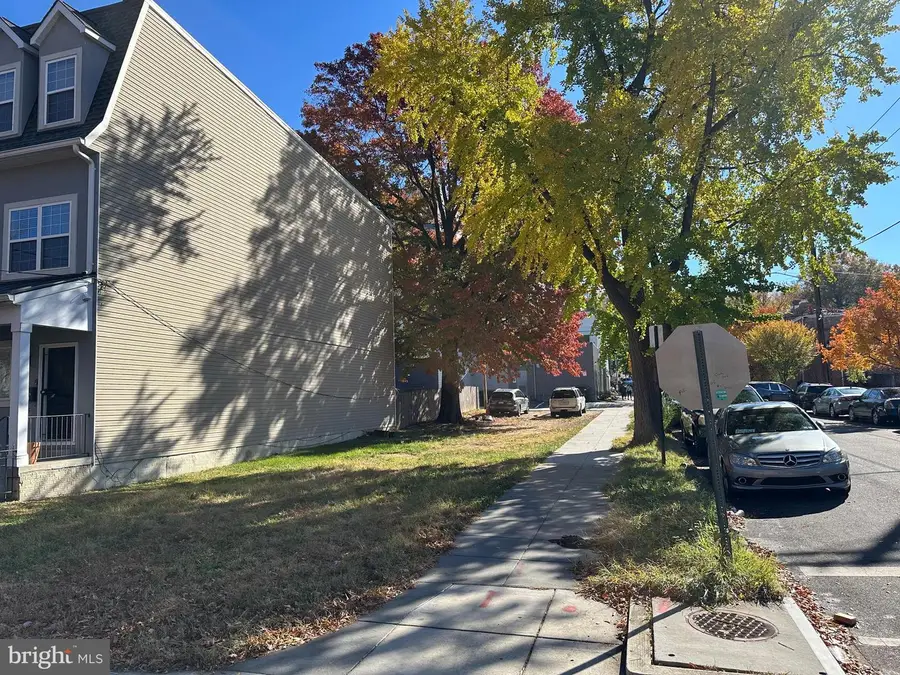 2324 Shannon Pl Se, Washington, DC 20020 - Image #2