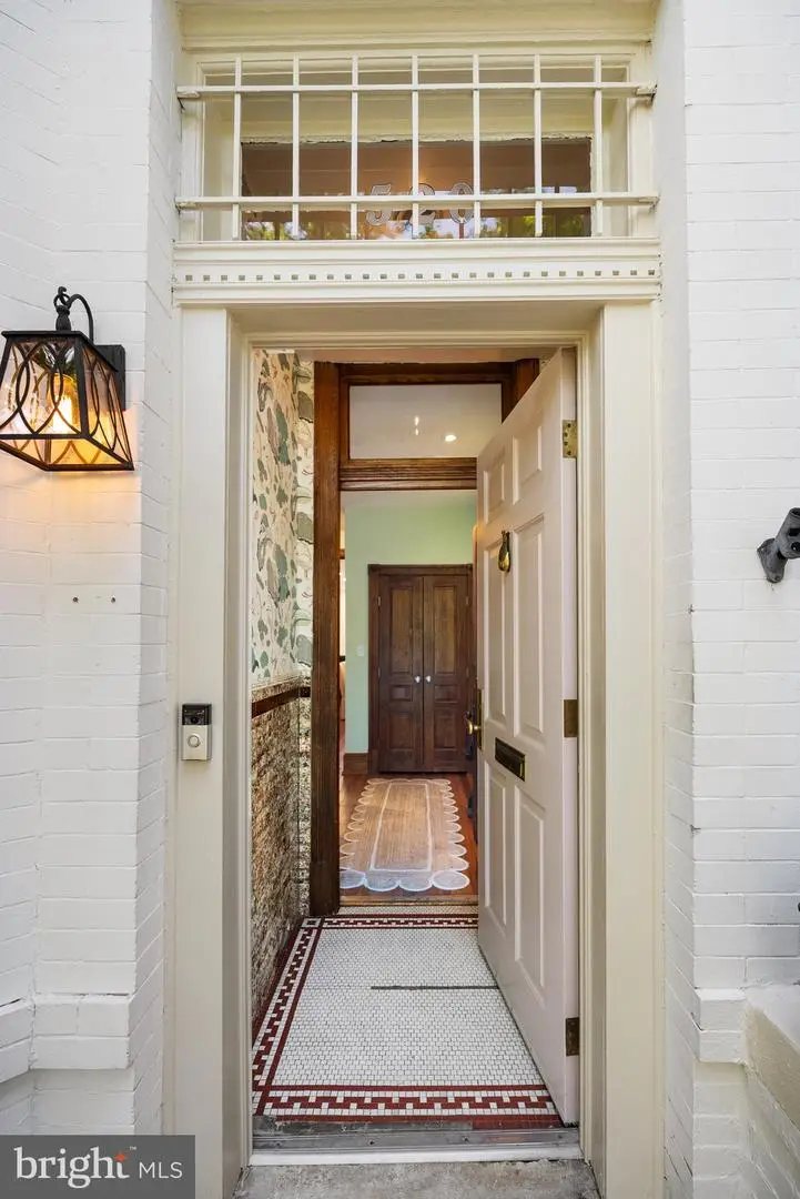 520 G St Ne, Washington, DC 20002 - #2