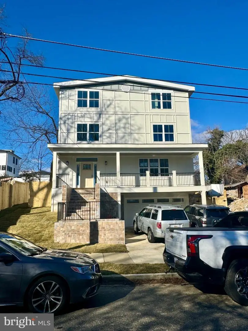 2902 Vista St Ne, Washington, DC 20018 - Image #2