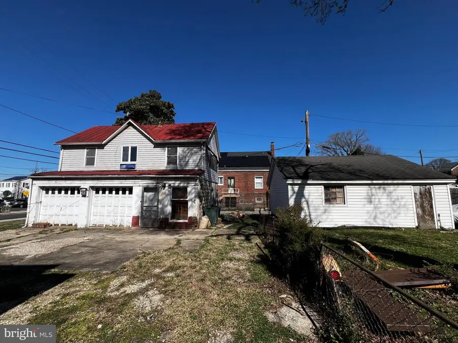 54 Riggs Rd Ne, Washington, DC 20011 - Image #2