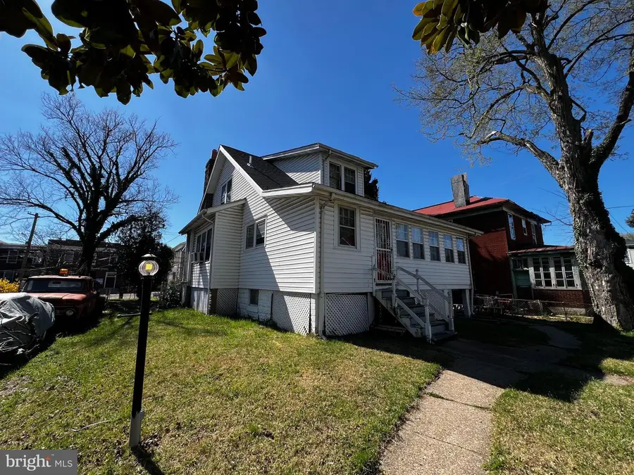 54 Riggs Rd Ne, Washington, DC 20011 - Image #3