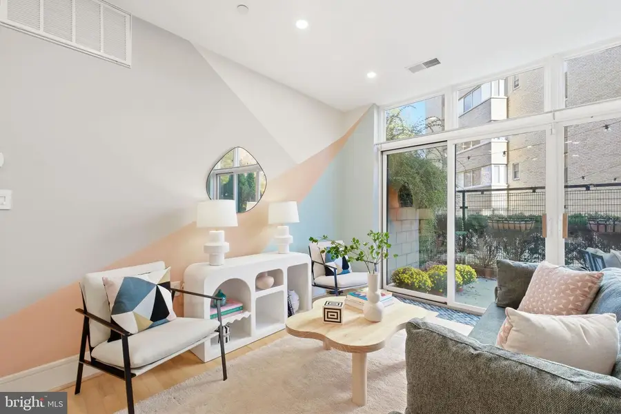 1654 Euclid St Nw #102, Washington, DC 20009 - Image #3