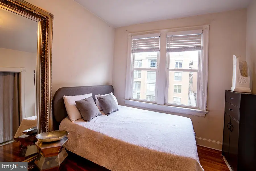 1121 24th St Nw #401, Washington, DC 20037 - Image #2