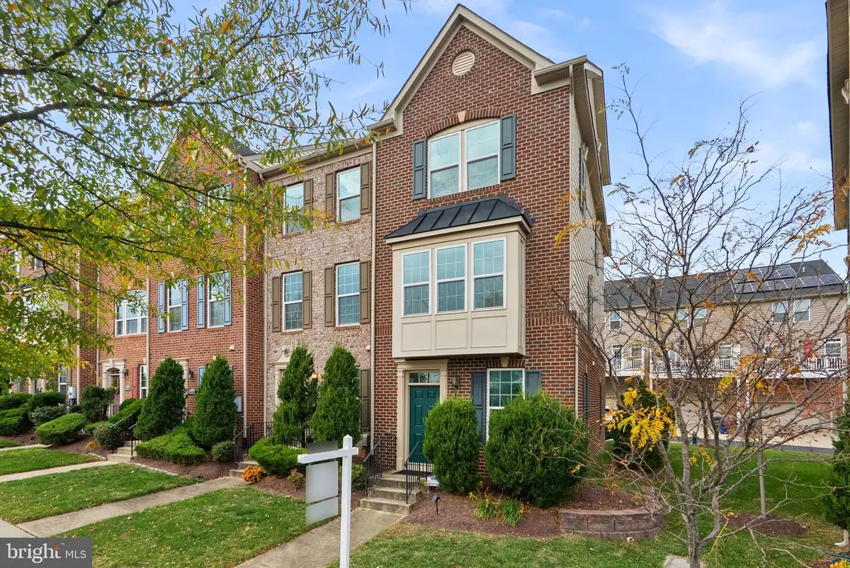 3612 Fort Lincoln Dr Ne, Washington, DC 20018 - Image #1