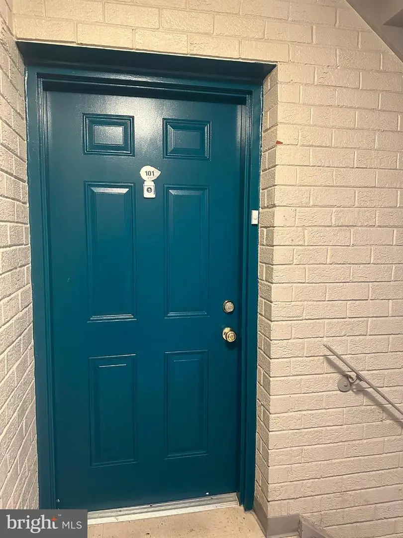 1713 Gainesville St Se #101, Washington, DC 20020 - Image #2