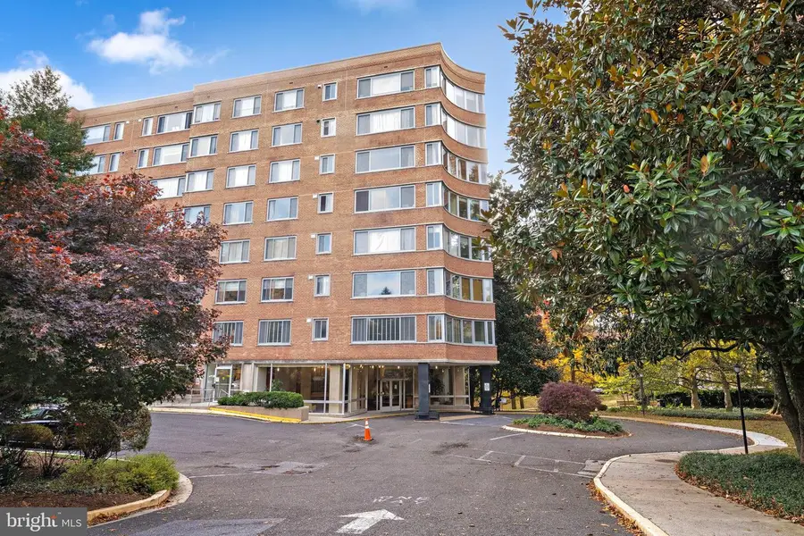 4200 Cathedral Ave Nw #610, Washington, DC 20016 - Image #2